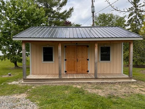 Tiny photo for 16806 U.s. 20a, West Unity, OH 43570 (MLS # 10007497)