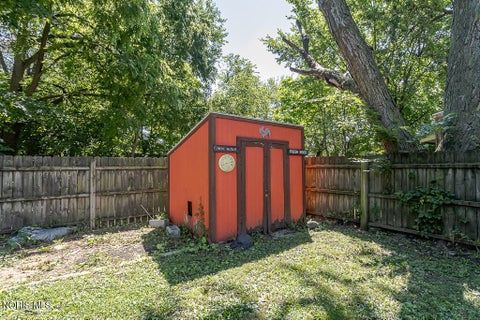 Tiny photo for 321 Hiett Avenue, Toledo, OH 43609 (MLS # 10011553)