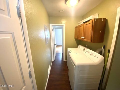 Tiny photo for 5758 Harvest Lane, Toledo, OH 43623 (MLS # 10004920)