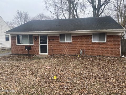 Tiny photo for 5758 Harvest Lane, Toledo, OH 43623 (MLS # 10004920)