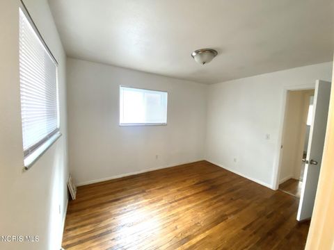 Tiny photo for 5758 Harvest Lane, Toledo, OH 43623 (MLS # 10004920)