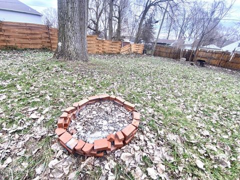 Tiny photo for 5758 Harvest Lane, Toledo, OH 43623 (MLS # 10004920)