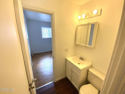 Tiny photo for 5758 Harvest Lane, Toledo, OH 43623 (MLS # 10004920)