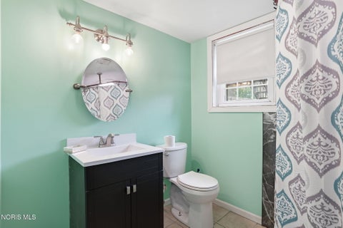 Tiny photo for 527 Sheffield Drive, Findlay, OH 45840 (MLS # 10010657)
