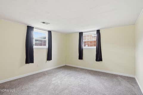 Tiny photo for 527 Sheffield Drive, Findlay, OH 45840 (MLS # 10010657)