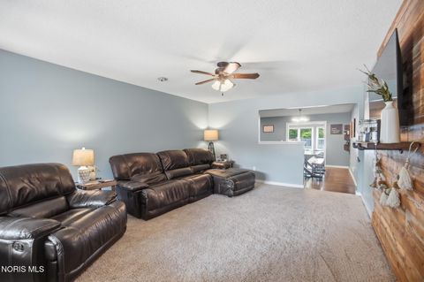 Tiny photo for 370 Virginia Drive, Wauseon, OH 43567 (MLS # 10007708)