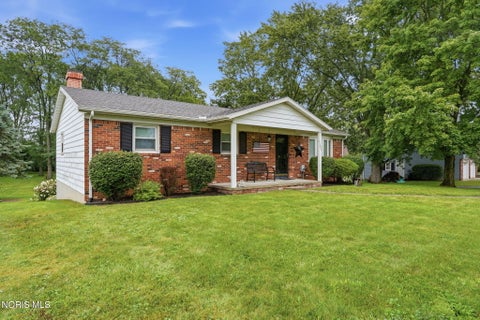 Tiny photo for 11091 Autumn Lane, Fostoria, OH 44830 (MLS # 10012029)