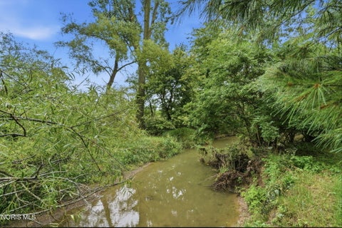 Tiny photo for 11091 Autumn Lane, Fostoria, OH 44830 (MLS # 10012029)