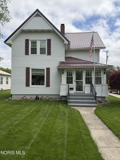 Photo of 108 E Cornelia Street, Hicksville, OH 43526 (MLS # 10007023)