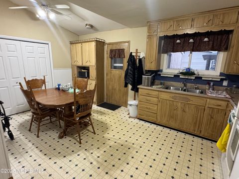 Tiny photo for 205 Taylor Drive, West Unity, OH 43570 (MLS # 10001640)