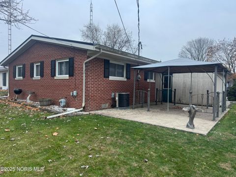 Tiny photo for 205 Taylor Drive, West Unity, OH 43570 (MLS # 10001640)