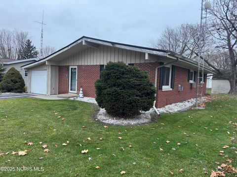 Tiny photo for 205 Taylor Drive, West Unity, OH 43570 (MLS # 10001640)