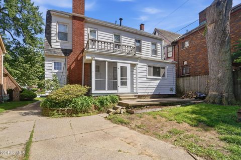 Tiny photo for 1633 Potomac Drive, Toledo, OH 43607 (MLS # 10008215)