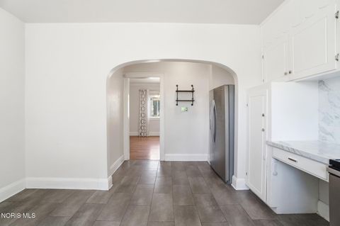Tiny photo for 1633 Potomac Drive, Toledo, OH 43607 (MLS # 10008215)