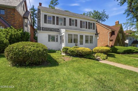 Tiny photo for 1633 Potomac Drive, Toledo, OH 43607 (MLS # 10008215)