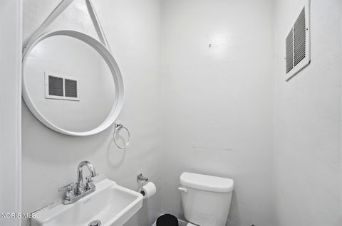 Tiny photo for 1633 Potomac Drive, Toledo, OH 43607 (MLS # 10008215)