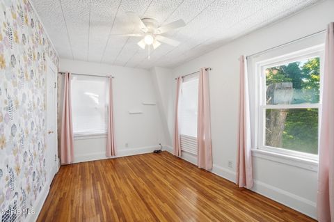 Tiny photo for 1633 Potomac Drive, Toledo, OH 43607 (MLS # 10008215)