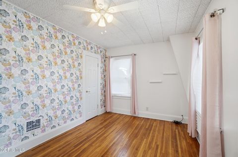 Tiny photo for 1633 Potomac Drive, Toledo, OH 43607 (MLS # 10008215)