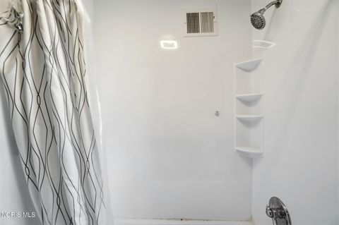 Tiny photo for 1633 Potomac Drive, Toledo, OH 43607 (MLS # 10008215)