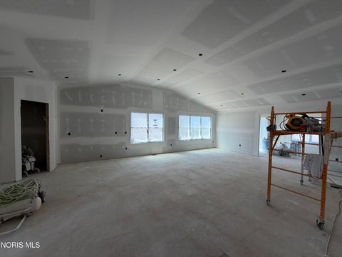 Tiny photo for 5037 Easton Drive, Oregon, OH 43616 (MLS # 10013843)