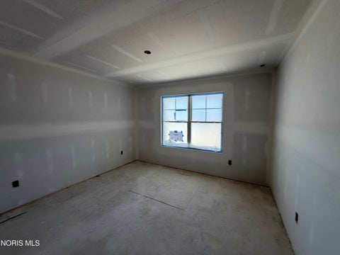 Tiny photo for 5037 Easton Drive, Oregon, OH 43616 (MLS # 10013843)