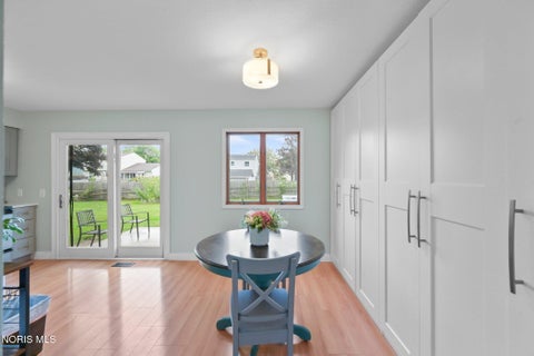 Tiny photo for 176 Foxhill Lane, Perrysburg, OH 43551 (MLS # 10012467)