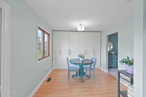 Tiny photo for 176 Foxhill Lane, Perrysburg, OH 43551 (MLS # 10012467)