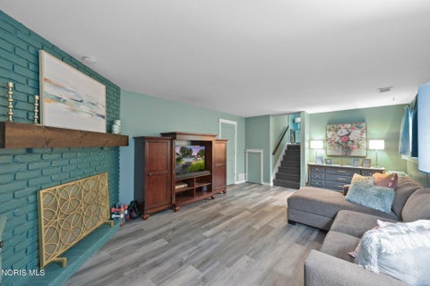 Tiny photo for 176 Foxhill Lane, Perrysburg, OH 43551 (MLS # 10012467)