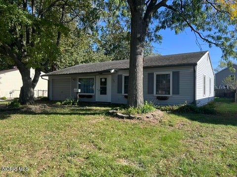 Tiny photo for 139 Friars Lane, Toledo, OH 43615 (MLS # 10014421)