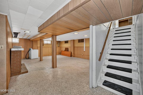 Tiny photo for 1362 Junior Drive, Maumee, OH 43537 (MLS # 10014565)