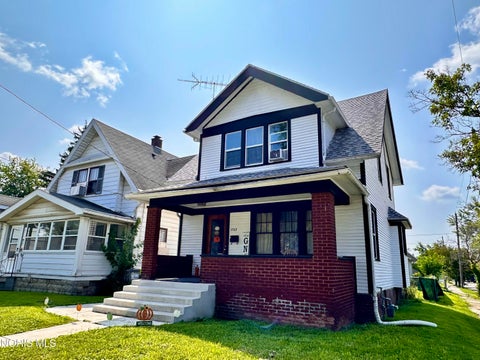 Tiny photo for 1702 Idaho Street, Toledo, OH 43605 (MLS # 10014225)