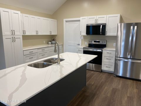 Tiny photo for 16407 St Rt 15, Defiance, OH 43512 (MLS # 10001043)