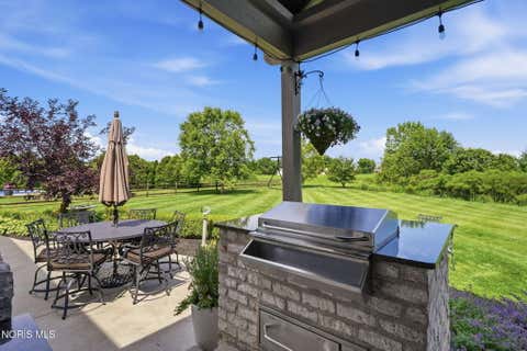 Tiny photo for 9258 Twin Creek Lane, Sylvania, OH 43560 (MLS # 10011048)