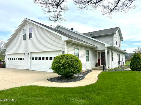 Photo of 503 Elise Lane, Gibsonburg, OH 43431 (MLS # 10006731)