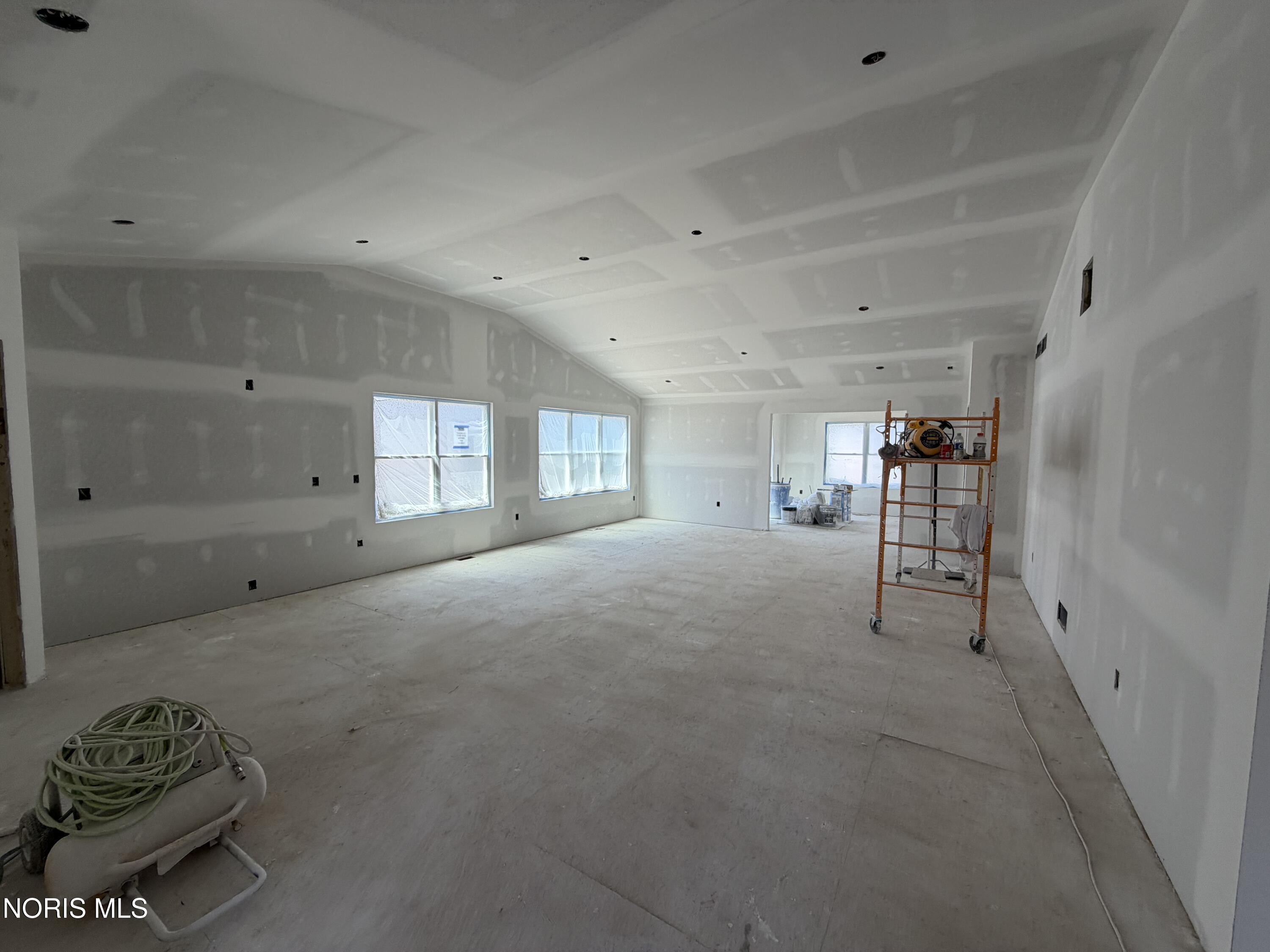 5037 Easton Drive