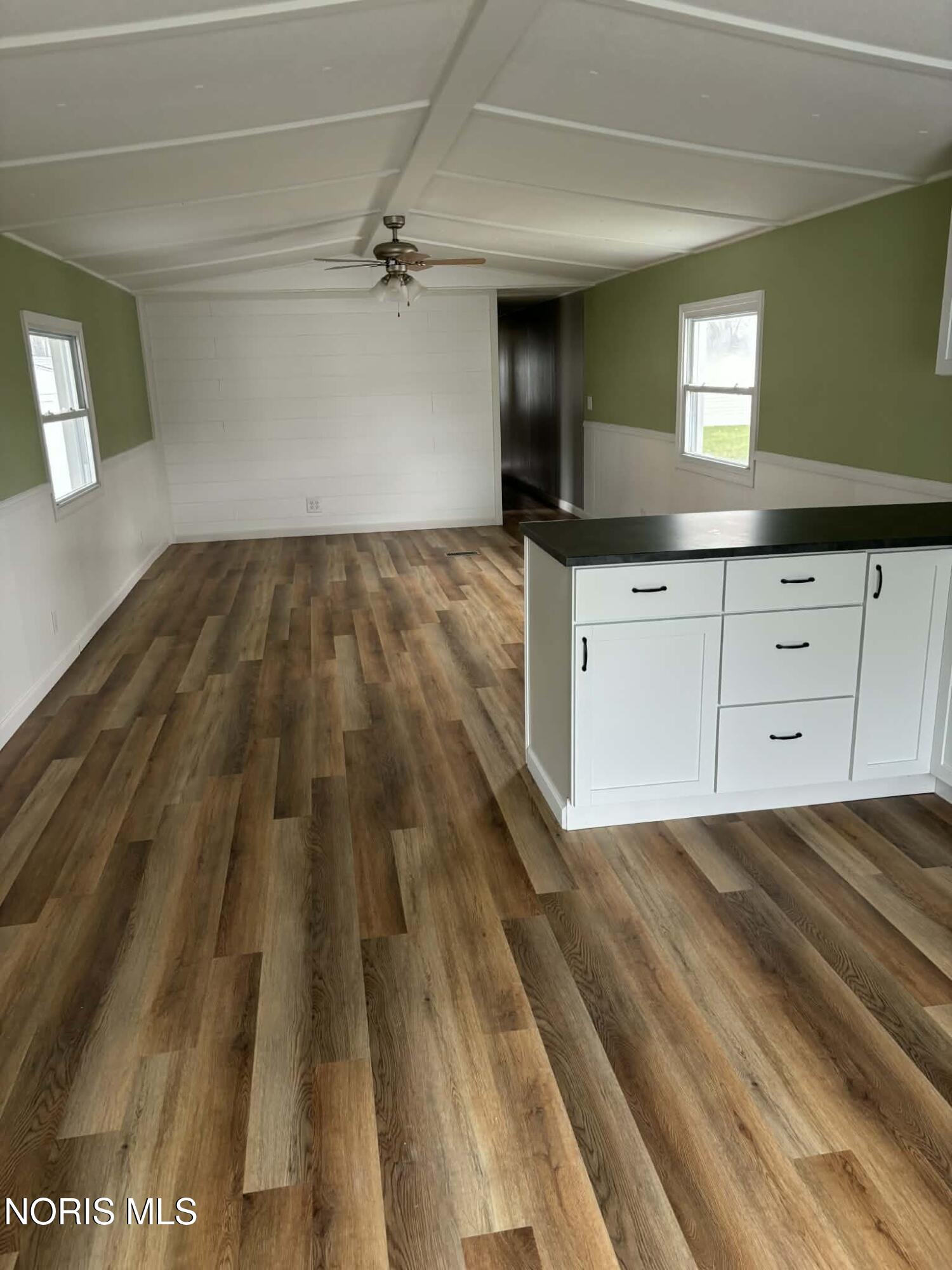 1406 Huntington Drive