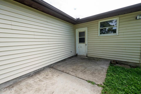 Tiny photo for 316 Lester Avenue, Findlay, OH 45840 (MLS # 10013892)