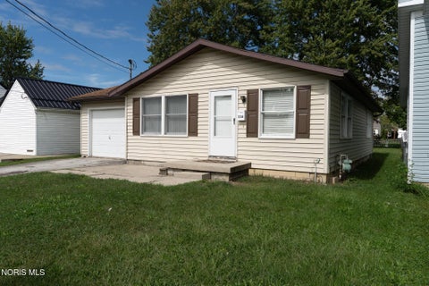 Tiny photo for 316 Lester Avenue, Findlay, OH 45840 (MLS # 10013892)