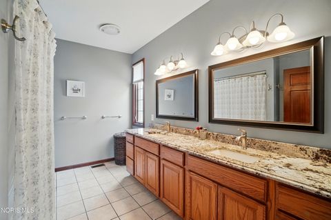 Tiny photo for 1230 Alexandria Boulevard, Bowling Green, OH 43402 (MLS # 10005132)