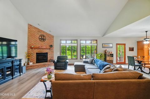 Tiny photo for 1230 Alexandria Boulevard, Bowling Green, OH 43402 (MLS # 10005132)