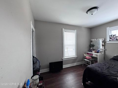 Tiny photo for 701 Brighton Avenue, Toledo, OH 43609 (MLS # 10003413)