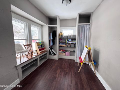 Tiny photo for 701 Brighton Avenue, Toledo, OH 43609 (MLS # 10003413)