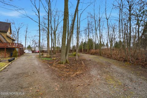 Tiny photo for 1450 Fostoria Avenue, Findlay, OH 45840 (MLS # 10002903)