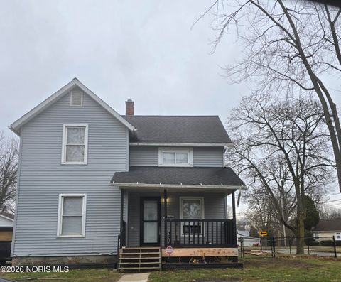 Photo of 1204 Detroit Avenue, Napoleon, OH 43545 (MLS # 10003090)
