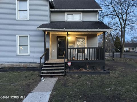 Tiny photo for 1204 Detroit Avenue, Napoleon, OH 43545 (MLS # 10003090)