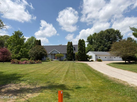 Homes For Sale - 1460 Scott Road<br/> Swanton, OH 43558
