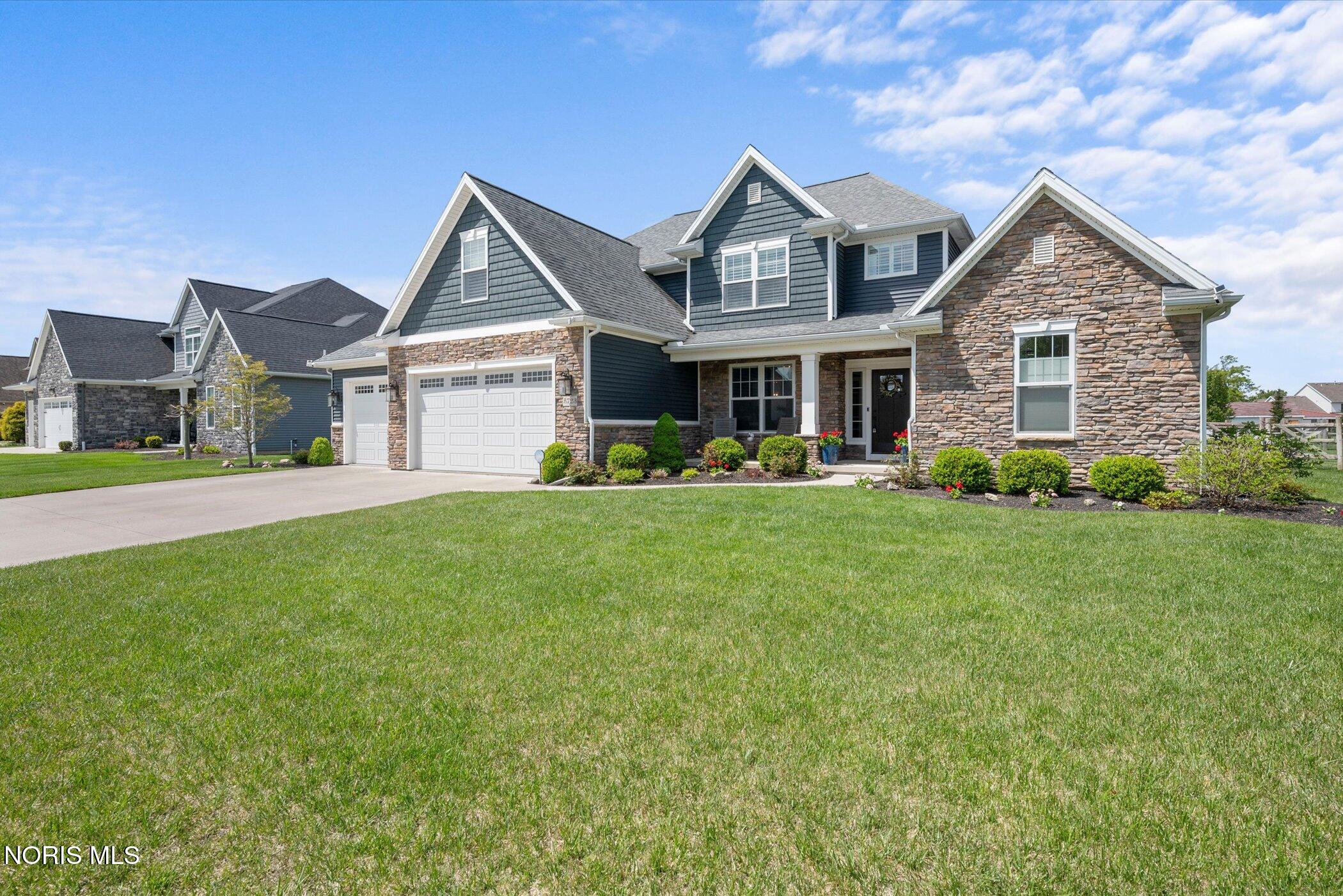 5723 Mallard Pointe Lane