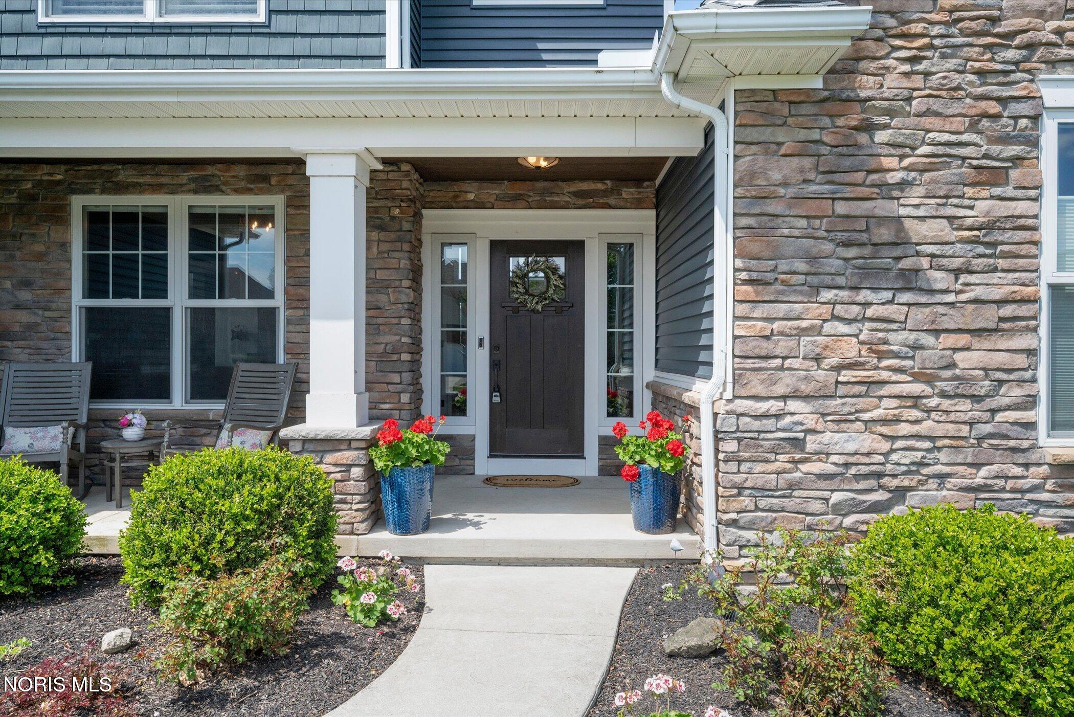 5723 Mallard Pointe Lane