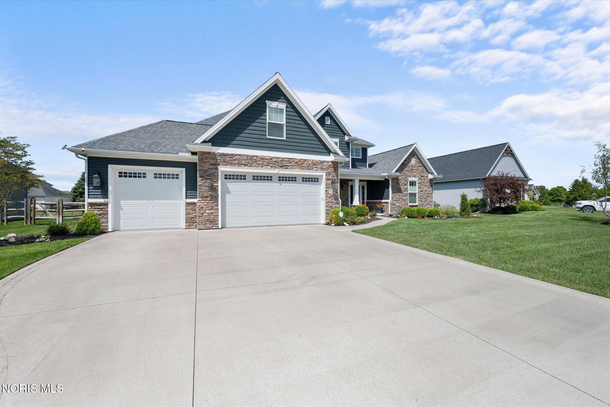 5723 Mallard Pointe Lane
