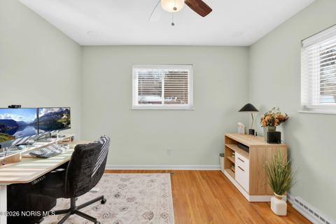 Tiny photo for 935 Clark Street, Bowling Green, OH 43402 (MLS # 10003504)